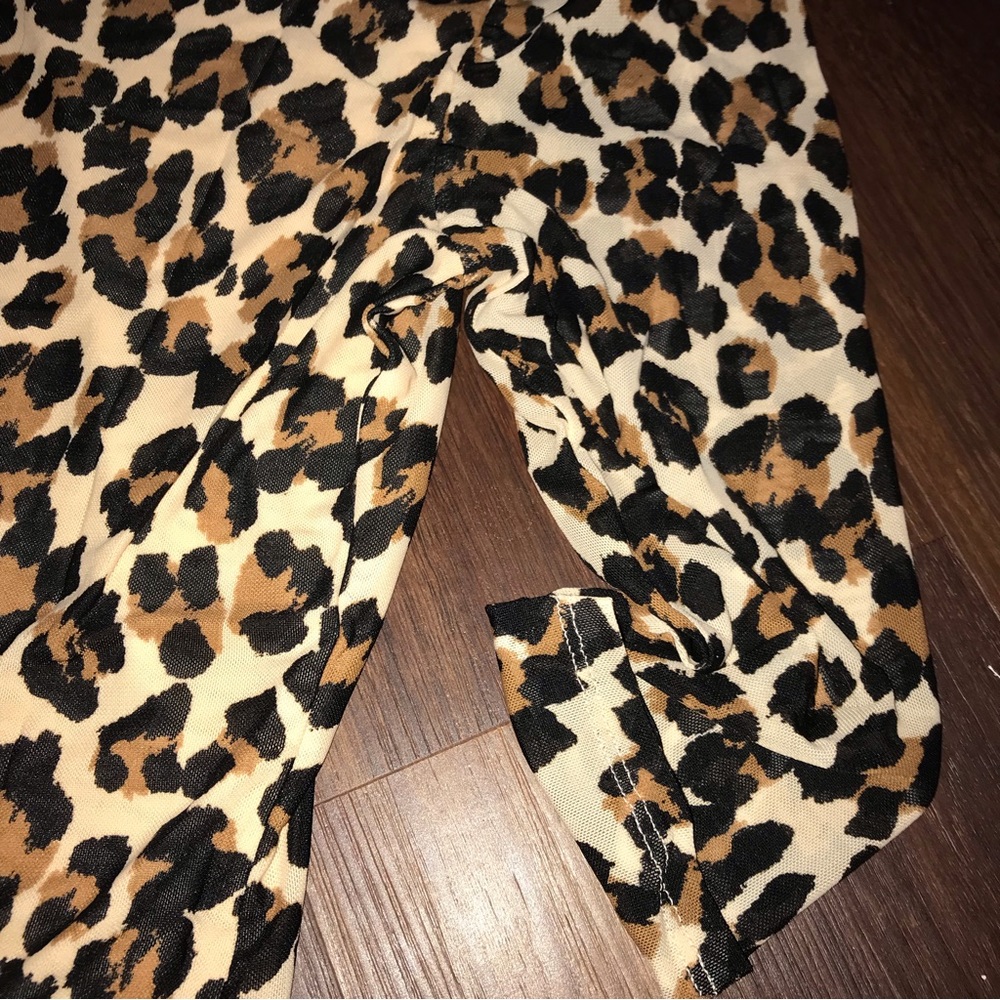 Free People Gather Print Turtleneck In Leopard Combo NWT - Picture 6 of 9